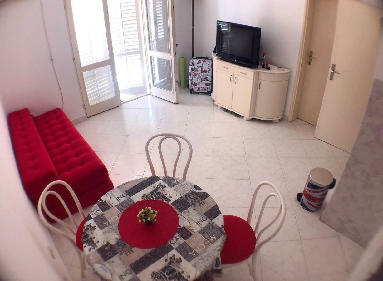 Apartment One Bedroom 500m From The Budva
